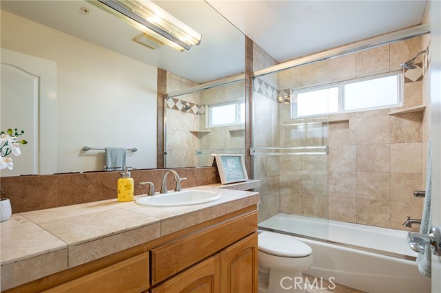 1916 Ruhland Avenue, Redondo Beach, California 90278, 4 Bedrooms Bedrooms, ,2 BathroomsBathrooms,Residential,Sold,Ruhland,SB19278624