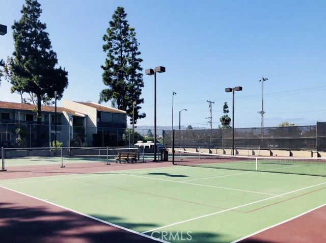 601 Prospect Avenue, Redondo Beach, California 90277, 2 Bedrooms Bedrooms, ,2 BathroomsBathrooms,Residential,Sold,Prospect,SB20189333