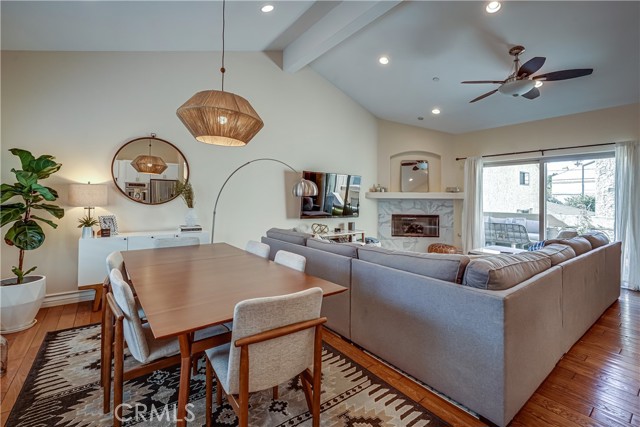 2005 Carnegie Lane, Redondo Beach, California 90278, 4 Bedrooms Bedrooms, ,3 BathroomsBathrooms,Residential,Sold,Carnegie,SB21027206