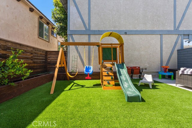 2000 Plant Avenue, Redondo Beach, California 90278, 3 Bedrooms Bedrooms, ,2 BathroomsBathrooms,Residential,Sold,Plant,OC20093537