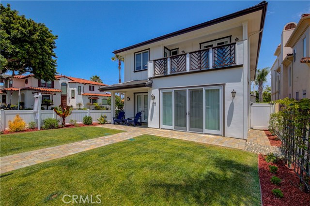 703 Avenue A, Redondo Beach, California 90277, 5 Bedrooms Bedrooms, ,5 BathroomsBathrooms,Residential,Sold,Avenue A,SB18161623