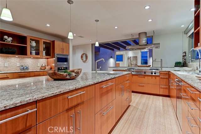 324 17th Street, Manhattan Beach, California 90266, 4 Bedrooms Bedrooms, ,4 BathroomsBathrooms,Residential,Sold,17th,SB17118466