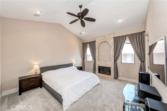 2201 Mathews, Redondo Beach, California 90278, 4 Bedrooms Bedrooms, ,3 BathroomsBathrooms,Residential,Sold,Mathews,WS20175587