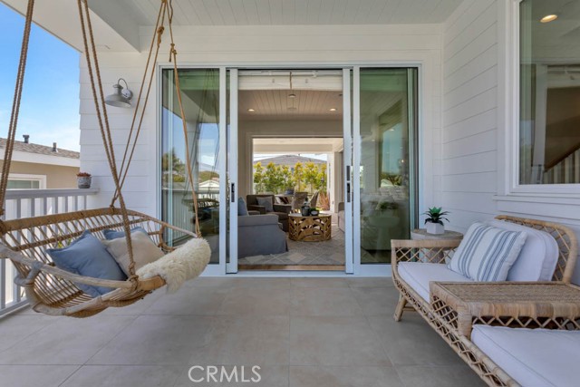 1307 Gertruda Avenue, Redondo Beach, California 90277, 5 Bedrooms Bedrooms, ,1 BathroomBathrooms,Residential,Sold,Gertruda,SB21076858