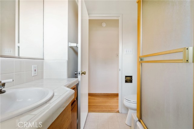 1327 Helberta Avenue, Redondo Beach, California 90277, 3 Bedrooms Bedrooms, ,1 BathroomBathrooms,Residential,Sold,Helberta,SB20260522