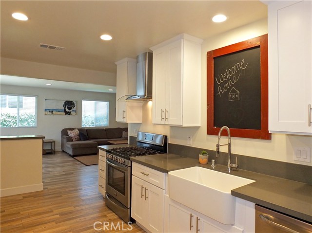 18316 Grevillea Avenue, Redondo Beach, California 90278, 3 Bedrooms Bedrooms, ,2 BathroomsBathrooms,Residential,Sold,Grevillea,PW20134406