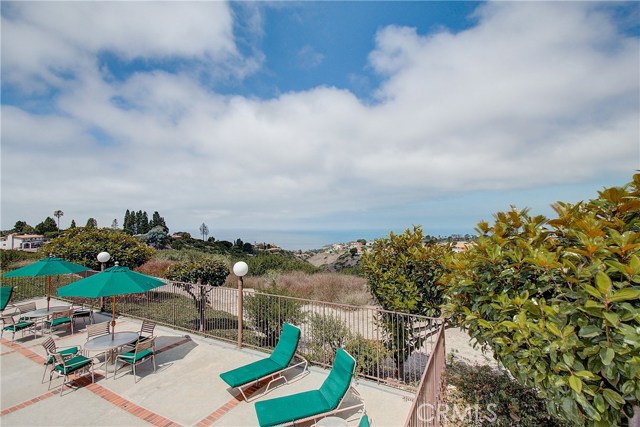 22 Ocean Crest Court, Rancho Palos Verdes, California 90275, 2 Bedrooms Bedrooms, ,2 BathroomsBathrooms,Residential,Sold,Ocean Crest,SB19199405