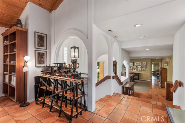 595 31st Street, Manhattan Beach, California 90266, 4 Bedrooms Bedrooms, ,1 BathroomBathrooms,Residential,Sold,31st,SB20193425