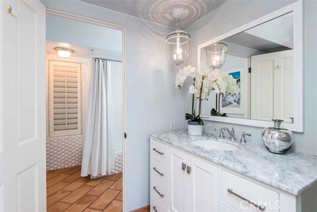 3211 Poinsettia Avenue, Manhattan Beach, California 90266, 5 Bedrooms Bedrooms, ,4 BathroomsBathrooms,Residential,Sold,Poinsettia,SB21171606