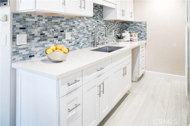 531 Esplanade, Redondo Beach, California 90277, 2 Bedrooms Bedrooms, ,2 BathroomsBathrooms,Residential,Sold,Esplanade,SW20187522