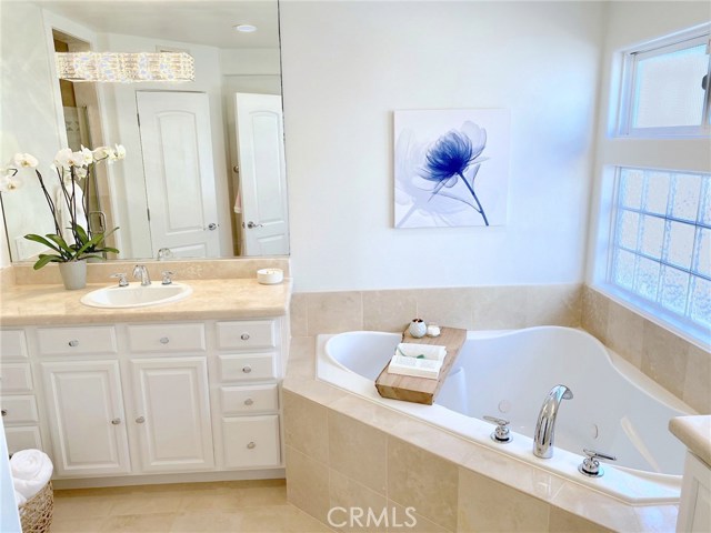 1007 Monterey Boulevard, Hermosa Beach, California 90254, 3 Bedrooms Bedrooms, ,4 BathroomsBathrooms,Residential,Sold,Monterey,SB20078068