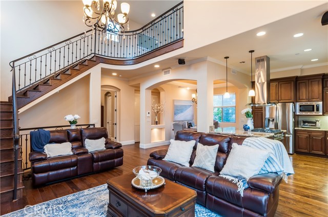 610 Juanita Avenue, Redondo Beach, California 90277, 4 Bedrooms Bedrooms, ,3 BathroomsBathrooms,Residential,Sold,Juanita,PV17121726