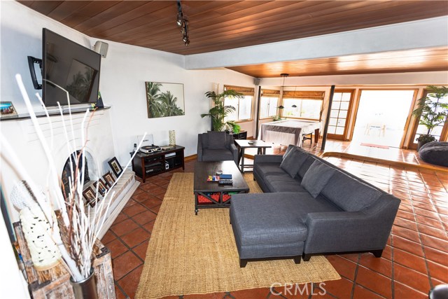 3508 Alma Avenue, Manhattan Beach, California 90266, ,Residential Income,Sold,Alma,SB19092061