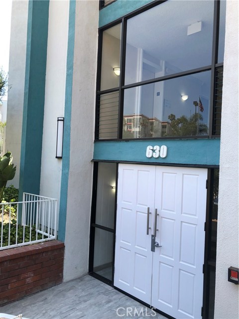 630 The Village, Redondo Beach, California 90277, 1 Bedroom Bedrooms, ,1 BathroomBathrooms,Residential,Sold,The Village,SB18167255