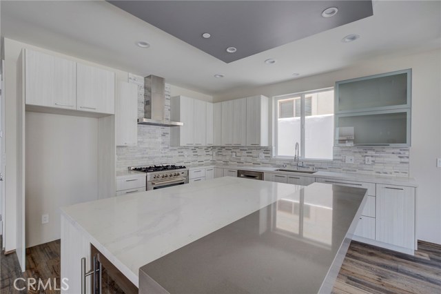 2207 Gates Avenue, Redondo Beach, California 90278, 4 Bedrooms Bedrooms, ,3 BathroomsBathrooms,Residential,Sold,Gates,PV18096021