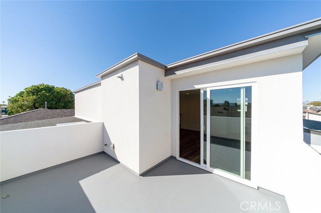 2516 Harriman Lane, Redondo Beach, California 90278, 4 Bedrooms Bedrooms, ,2 BathroomsBathrooms,Residential,Sold,Harriman,OC19086824