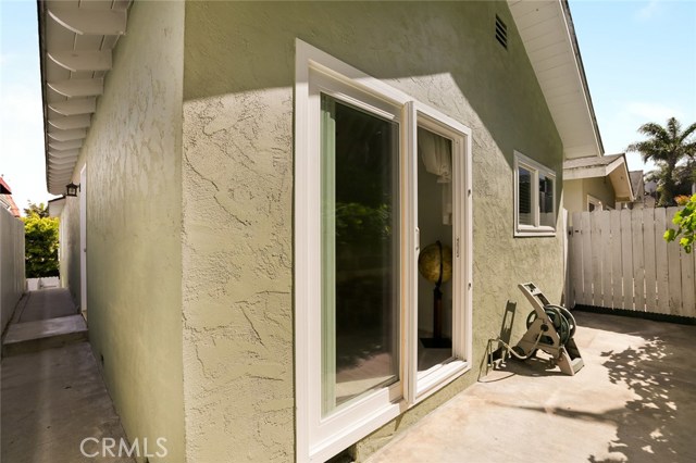 1723 Stanford Avenue, Redondo Beach, California 90278, 3 Bedrooms Bedrooms, ,2 BathroomsBathrooms,Residential,Sold,Stanford,SB19044326