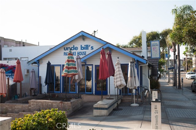 Landmark restaurant downtown Manhattan Beach!