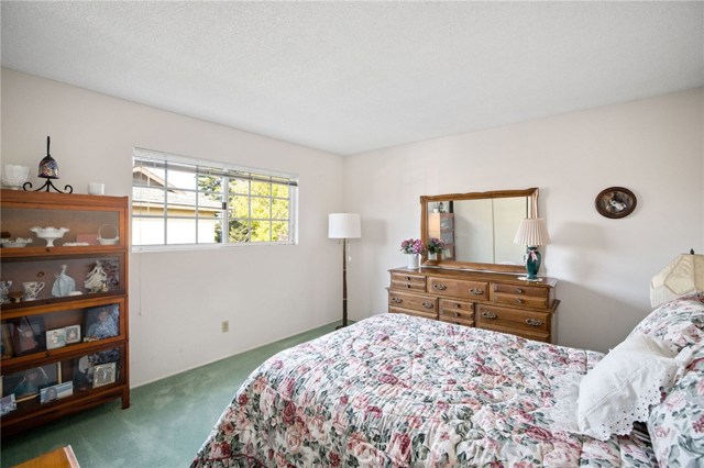 608 Faye Lane, Redondo Beach, California 90277, 4 Bedrooms Bedrooms, ,1 BathroomBathrooms,Residential,Sold,Faye,SB20214694