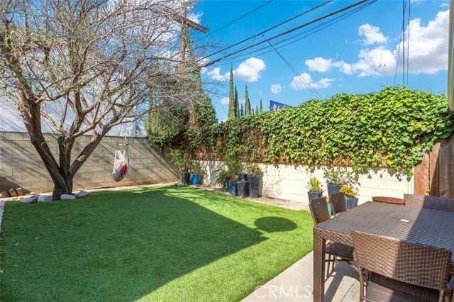 3 Bed Home for Sale in Studio City, California