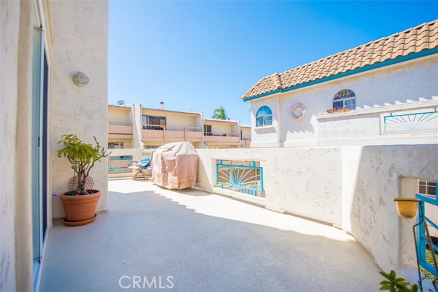 113 Guadalupe Avenue, Redondo Beach, California 90277, 4 Bedrooms Bedrooms, ,3 BathroomsBathrooms,Residential,Sold,Guadalupe,IG18073720