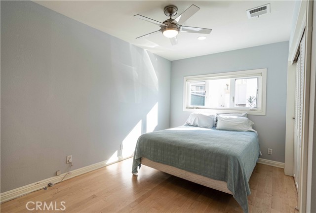 113 30th Place, Manhattan Beach, California 90266, 2 Bedrooms Bedrooms, ,2 BathroomsBathrooms,Residential,Sold,30th,SB21040269