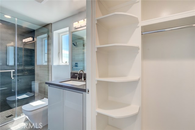 1807 Green Lane, Redondo Beach, California 90278, 5 Bedrooms Bedrooms, ,5 BathroomsBathrooms,Residential,Sold,Green,PV19214279