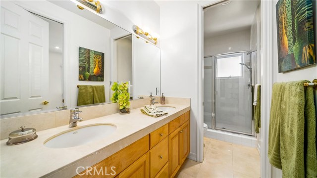 1002 5th Street, Hermosa Beach, California 90254, 5 Bedrooms Bedrooms, ,2 BathroomsBathrooms,Residential,Sold,5th,SB20139034