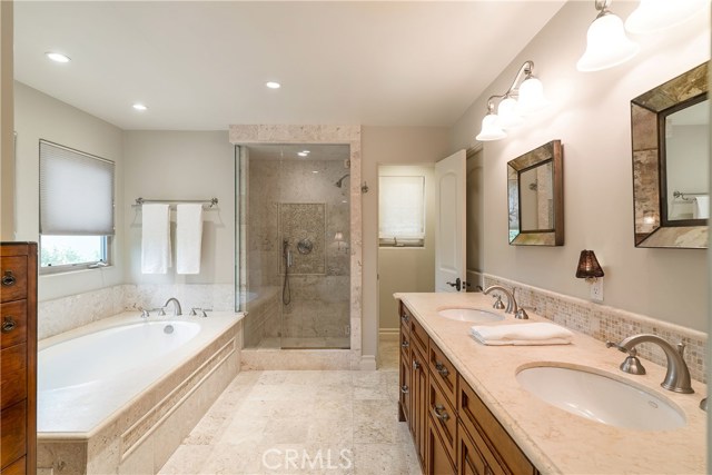 922 2nd, Hermosa Beach, California 90254, 4 Bedrooms Bedrooms, ,5 BathroomsBathrooms,Residential,Sold,2nd,SB19107146