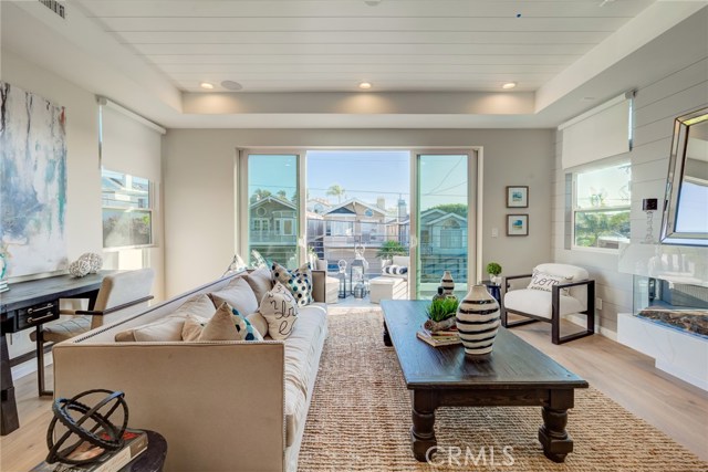 1711 Haynes Lane, Redondo Beach, California 90278, 3 Bedrooms Bedrooms, ,4 BathroomsBathrooms,Residential,Sold,Haynes,PV19232617