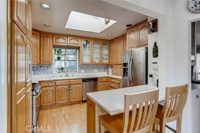 1500 Lynngrove Drive, Manhattan Beach, California 90266, 3 Bedrooms Bedrooms, ,1 BathroomBathrooms,Residential,Sold,Lynngrove,PT20027087
