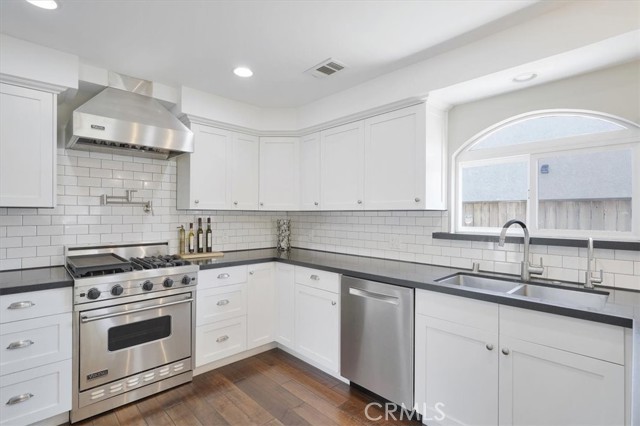 2013 Curtis Avenue, Redondo Beach, California 90278, 3 Bedrooms Bedrooms, ,1 BathroomBathrooms,Residential,Sold,Curtis,SB21099383