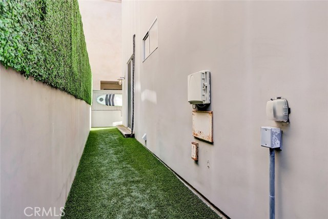 2804 Highland Avenue, Manhattan Beach, California 90266, 4 Bedrooms Bedrooms, ,3 BathroomsBathrooms,Residential,Sold,Highland,SB20147687