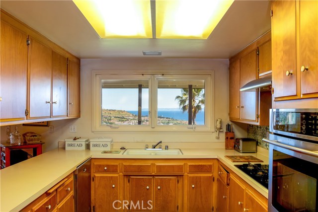 The kitchen sink has an excellent ocean view