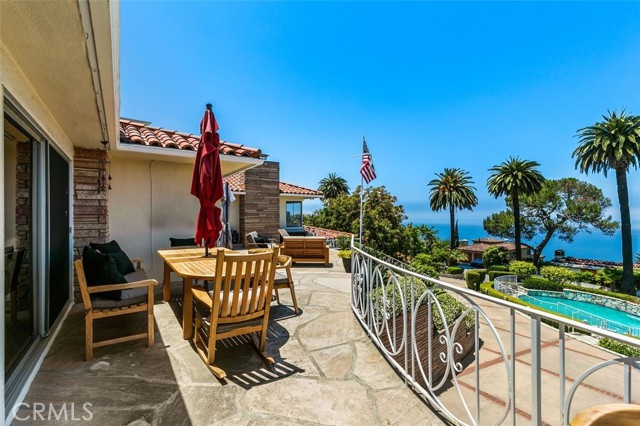 849 Rincon Lane, Palos Verdes Estates, California 90274, 3 Bedrooms Bedrooms, ,2 BathroomsBathrooms,Residential,Sold,Rincon,PV21117002