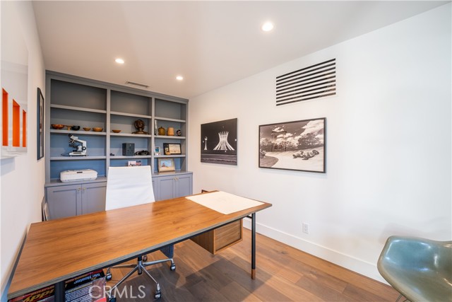 04299e47 0c7c 497d 950f 29361eaf1fa5