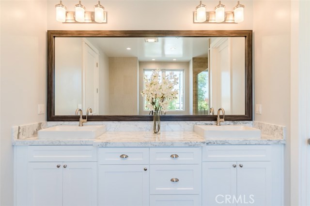 2200 Harkness Street, Manhattan Beach, California 90266, 5 Bedrooms Bedrooms, ,4 BathroomsBathrooms,Residential,Sold,Harkness,SB18090113