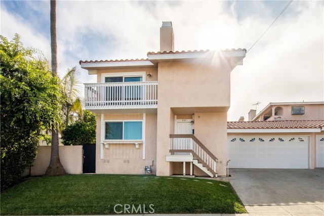1107 Rindge Lane, Redondo Beach, California 90278, 3 Bedrooms Bedrooms, ,2 BathroomsBathrooms,Residential,Sold,Rindge,SB19170544