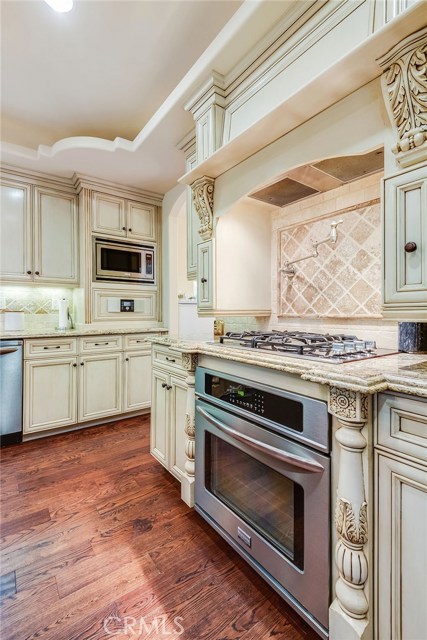 600 Phelan Lane, Redondo Beach, California 90278, 5 Bedrooms Bedrooms, ,4 BathroomsBathrooms,Residential,Sold,Phelan,SB20234604
