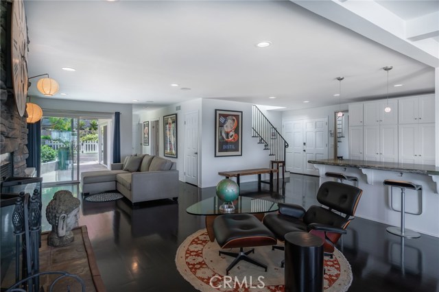 1944 Ardmore Avenue, Manhattan Beach, California 90266, 3 Bedrooms Bedrooms, ,2 BathroomsBathrooms,Residential,Sold,Ardmore,SB20111150