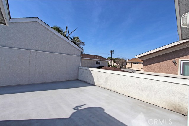 2416 Voorhees Avenue, Redondo Beach, California 90278, 3 Bedrooms Bedrooms, ,2 BathroomsBathrooms,Residential,Sold,Voorhees,PW17063870