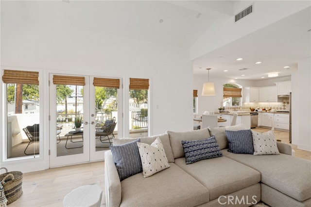 2518 Grant Avenue, Redondo Beach, California 90278, 3 Bedrooms Bedrooms, ,2 BathroomsBathrooms,Residential,Sold,Grant,SB21052990