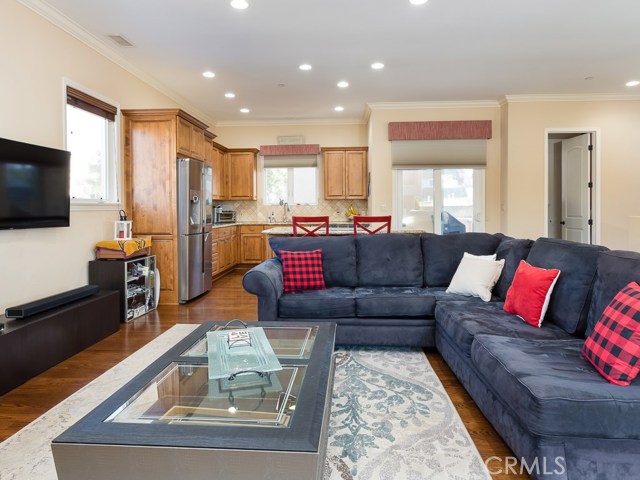 1758 Ford Avenue, Redondo Beach, California 90278, 3 Bedrooms Bedrooms, ,2 BathroomsBathrooms,Residential,Sold,Ford,SB20206096