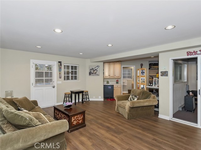 1032 Avenue A, Redondo Beach, California 90277, 5 Bedrooms Bedrooms, ,4 BathroomsBathrooms,Residential,Sold,Avenue A,PV20256766