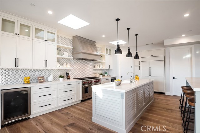 913 5th Street, Hermosa Beach, California 90254, 4 Bedrooms Bedrooms, ,3 BathroomsBathrooms,Residential,Sold,5th,SB19171700