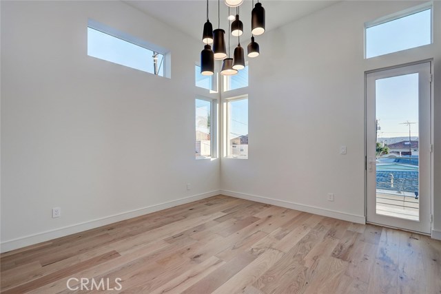 2022 Harriman Lane, Redondo Beach, California 90278, 5 Bedrooms Bedrooms, ,4 BathroomsBathrooms,Residential,Sold,Harriman,SB18297580