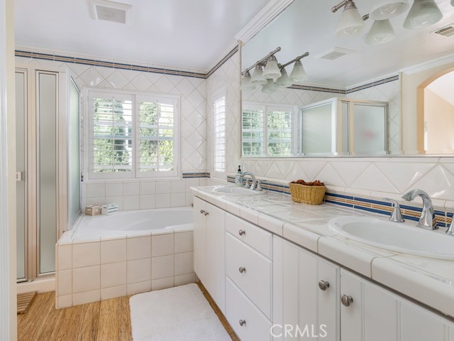 1800 Pacific Coast Highway, Redondo Beach, California 90277, 4 Bedrooms Bedrooms, ,2 BathroomsBathrooms,Residential,Sold,Pacific Coast,SB20149848