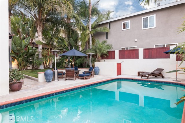 1823 Pullman Lane, Redondo Beach, California 90278, 3 Bedrooms Bedrooms, ,2 BathroomsBathrooms,Residential,Sold,Pullman,SB18234638