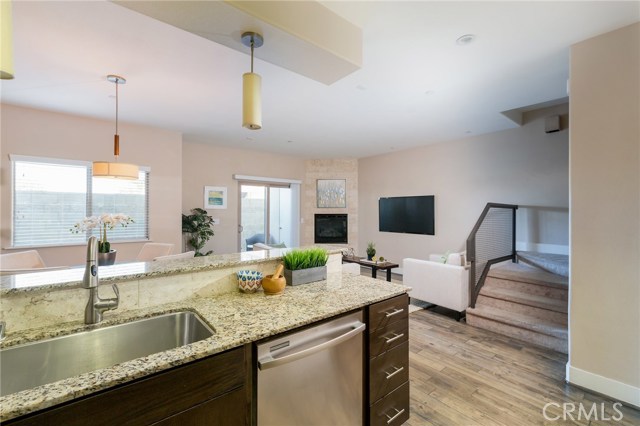 3710 Newton Street, Torrance, California 90505, 2 Bedrooms Bedrooms, ,3 BathroomsBathrooms,Residential,Sold,Newton,SB18178049
