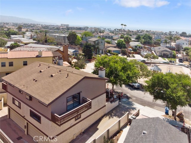 706 Vincent, Redondo Beach, California 90277, 2 Bedrooms Bedrooms, ,3 BathroomsBathrooms,Residential,Sold,Vincent,SB18193066
